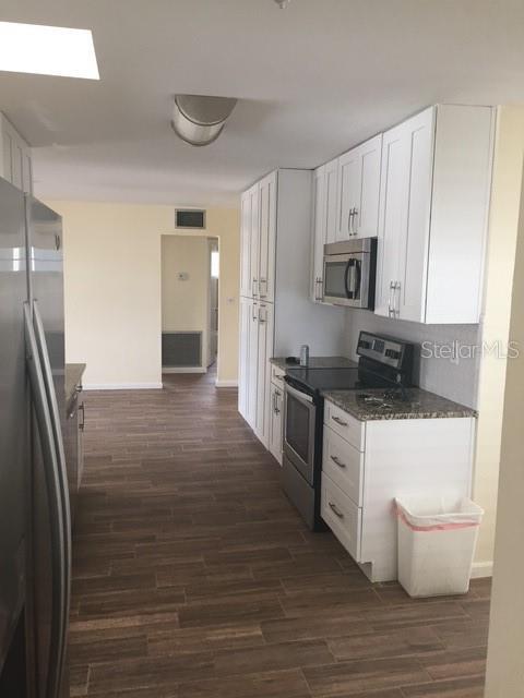 705 Cypress Pl in Sun City Center, FL - Building Photo - Building Photo