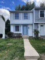 10618 Delfield Ct in Laurel, MD - Building Photo
