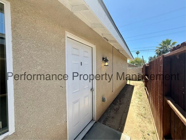 property at 1417 Oregon St