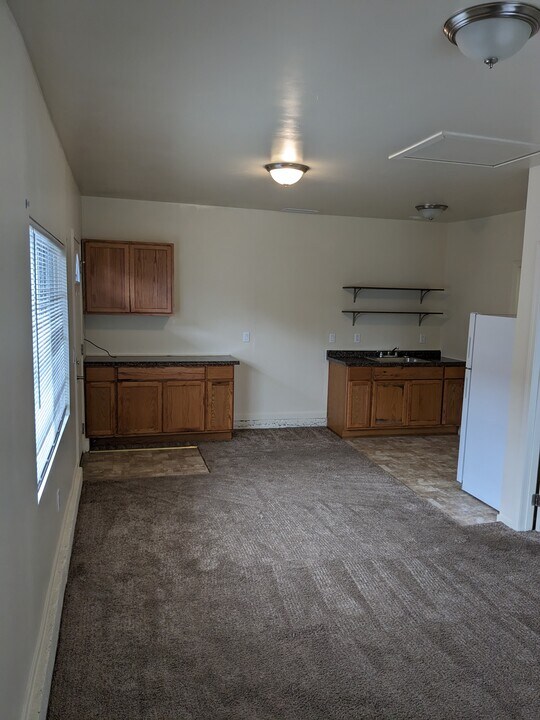 2020 Tanglewood Dr, Unit 2020 tanglewood unit b in Santa Maria, CA - Building Photo