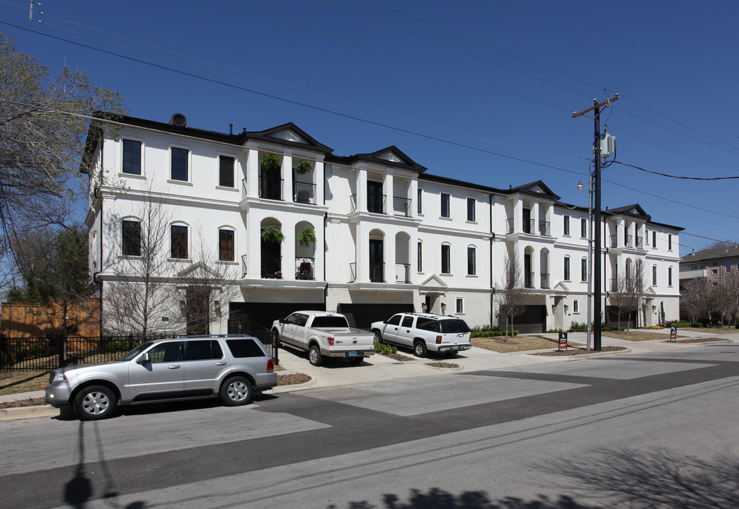 3229-3241 Throckmorton St in Dallas, TX - Building Photo