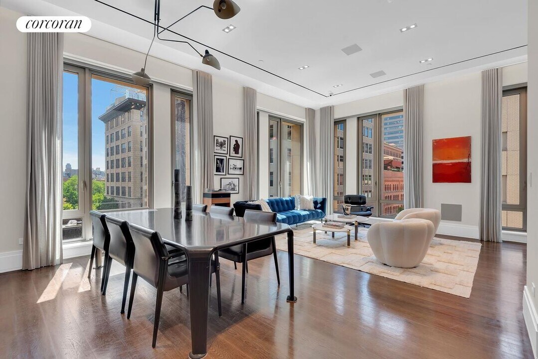 601 Washington St in New York, NY - Building Photo