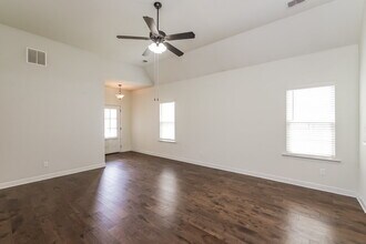 1451 Switzer Dr in Southaven, MS - Building Photo - Building Photo