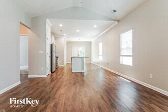 383 W Park Dr in Fultondale, AL - Foto de edificio - Building Photo