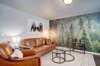 360 Enterprise Blvd in Bozeman, MT - Foto de edificio - Building Photo