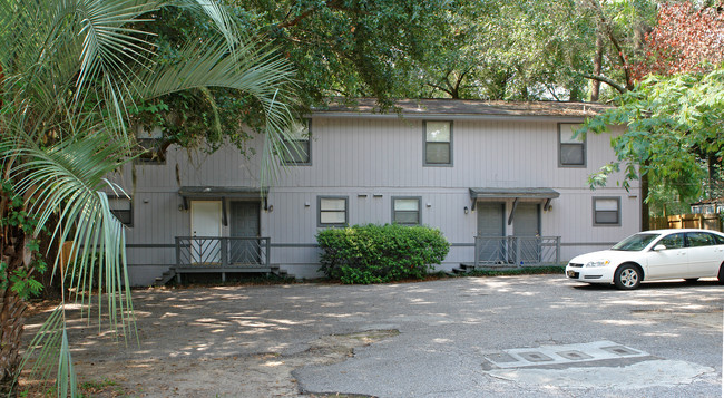 3265 Nekoma Ln in Tallahassee, FL - Foto de edificio - Building Photo