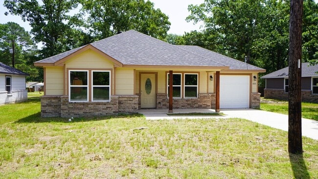 800 Hemlock Dr in Quinlan, TX - Building Photo - Building Photo