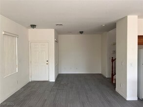 7828 Montour Falls St in Las Vegas, NV - Building Photo - Building Photo