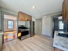 70 Angell Ave in South Portland, ME - Building Photo - Building Photo