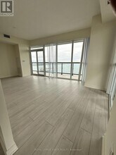 38-3938 Annie Craig Dr in Toronto, ON - Building Photo - Building Photo