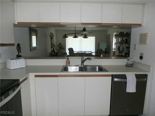 property at 16500 Kelly Cove Dr