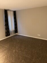 5854 Forest View Rd, Unit C in Lisle, IL - Building Photo - Building Photo