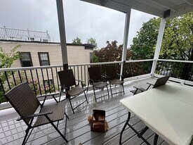 633 E 8th St, Unit 3 in Boston, MA - Building Photo