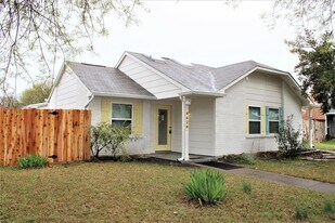4628 Nervin St in The Colony, TX - Building Photo