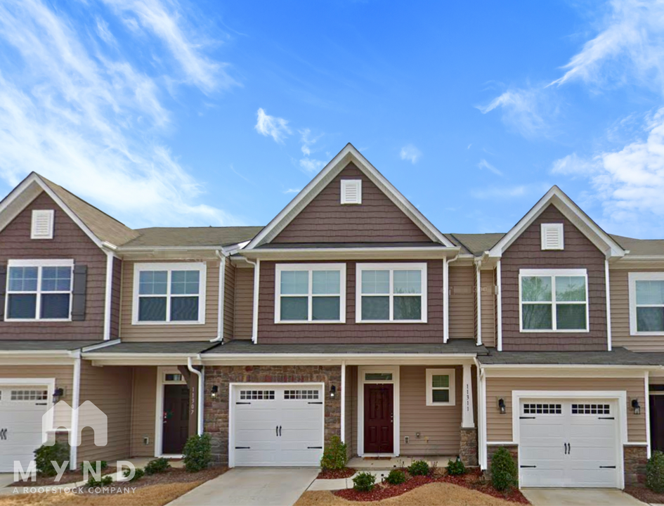 11311 Savannah Creek Dr in Charlotte, NC - Building Photo