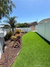 12008 Roscoe Blvd in Los Angeles, CA - Building Photo - Building Photo