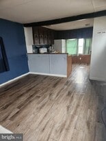 203 Twigg Dr in Martinsburg, WV - Building Photo