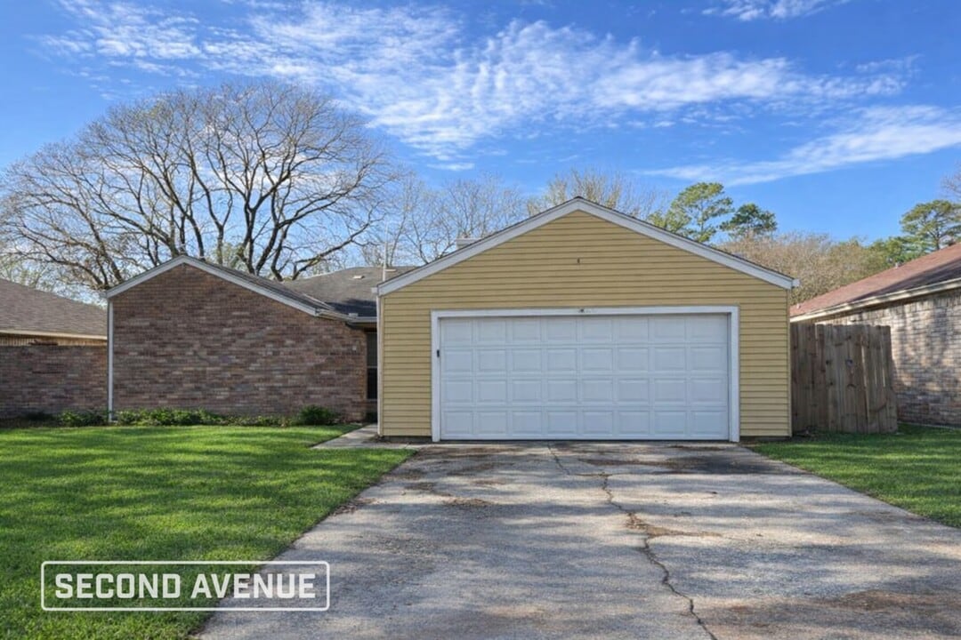 23507 Canyon Lake Dr in Spring, TX - Building Photo