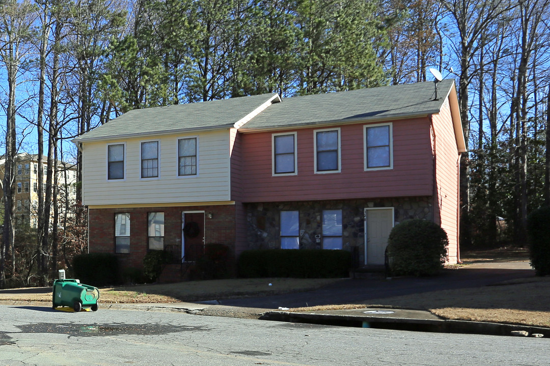 128-130 Woodberry Ct in Woodstock, GA - Building Photo