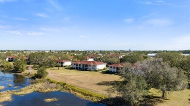 10X Harbour Bay in Palm Bay, FL - Foto de edificio - Building Photo