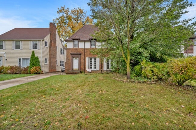 3474 Daleford Rd in Shaker Heights, OH - Building Photo - Building Photo