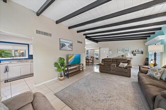 2857 Novus St in Sarasota, FL - Building Photo - Building Photo