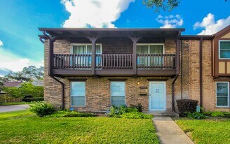 10526 Hammerly Blvd in Houston, TX - Building Photo