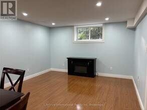 59 Marsh Crescent in Guelph, ON - Building Photo - Building Photo