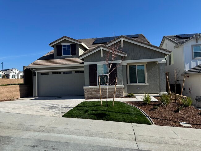 840 Salt Flt Ln in Rocklin, CA - Foto de edificio - Building Photo