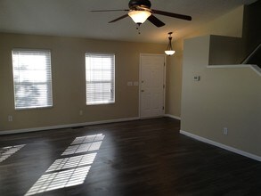 7252 Aplin Dr in Reynoldsburg, OH - Building Photo - Building Photo
