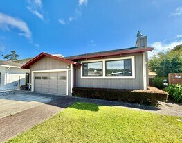 840 Dell Rd in Pacifica, CA - Building Photo