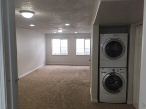 6291 Liza Ln in West Jordan, UT - Building Photo - Building Photo