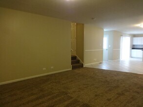 2012 Primrose Dr in Plainfield, IL - Building Photo - Building Photo