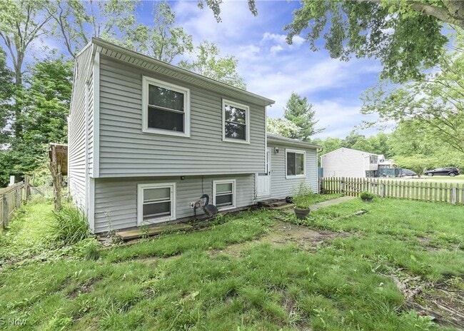 9117 Wil Verne Dr in Windham, OH - Building Photo - Building Photo