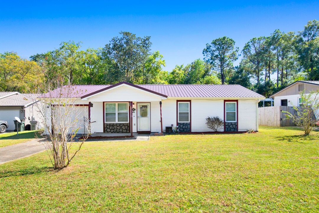 7035 Moore Ave in Pensacola, FL - Building Photo