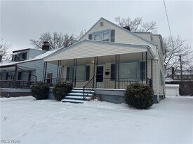 839 Lecona Dr in Cleveland Heights, OH - Building Photo