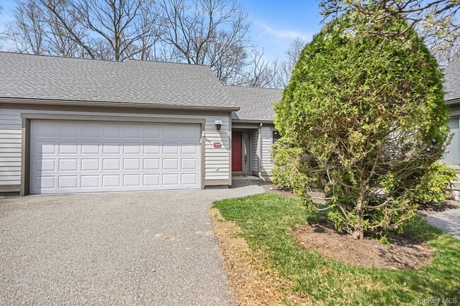 property at 750 C Heritage Hls