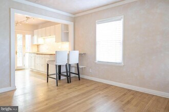 300 S Veitch St, Unit 1 in Arlington, VA - Building Photo - Building Photo