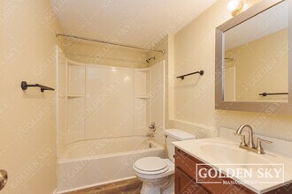 1609 S Gharkey St in Muncie, IN - Building Photo - Building Photo