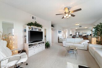 14819 Laguna Dr in Ft. Myers, FL - Building Photo - Building Photo