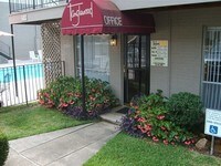 Building Photo - Tanglewood Apartments in Little Rock, Arkansas