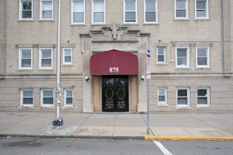 River Cliff Hall in Weehawken, NJ - Building Photo - Building Photo