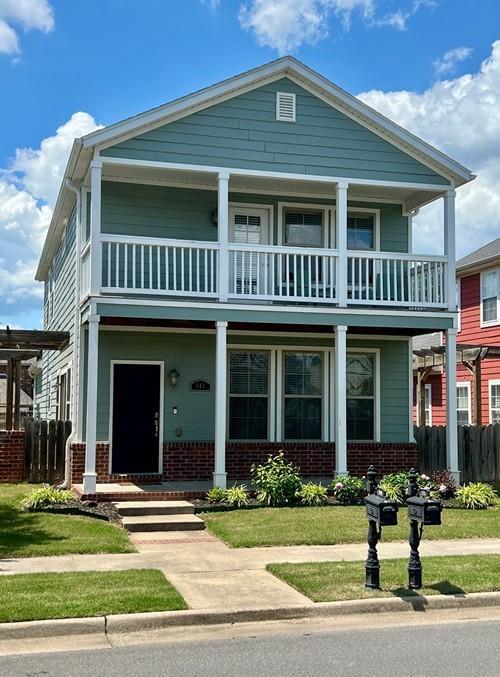 property at 643 N Longfellow Ln