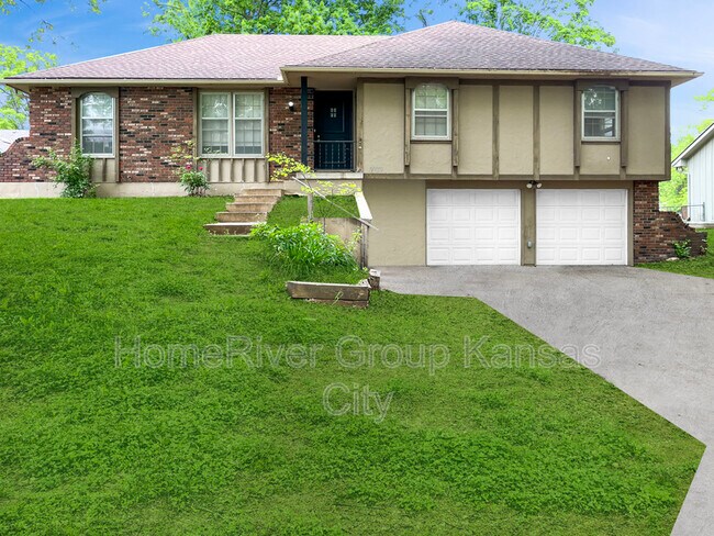 property at 12733 Oakland Ave