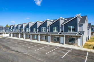 Harmony Square in Clarksville, TN - Building Photo - Building Photo