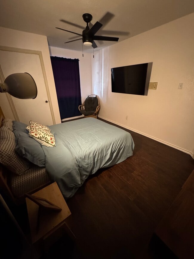 810 Cornish Oak Ct, Unit FL3-ID802 in Arlington, TX - Foto de edificio - Building Photo