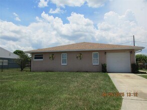 154 Tulip Way in Kissimmee, FL - Building Photo - Building Photo