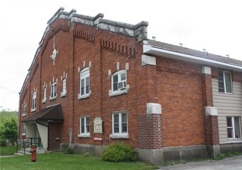 Residences on West in Orillia, ON - Building Photo