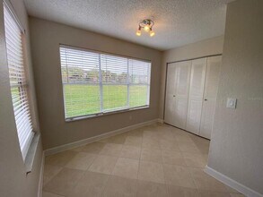 4548 Commander Dr in Orlando, FL - Foto de edificio - Building Photo