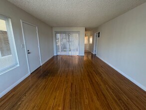 2508 Highland Ave, Unit A in Manhattan Beach, CA - Foto de edificio - Building Photo